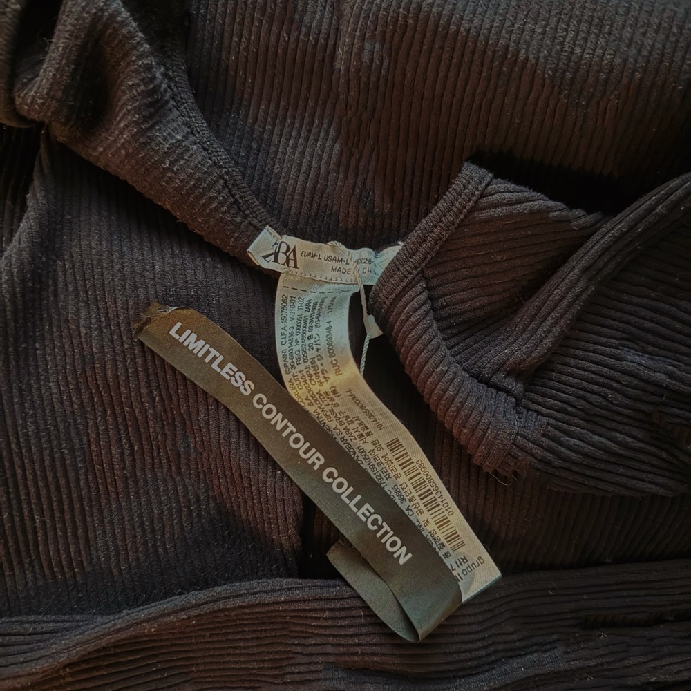 Zara long sleeve, stretchy material, M-L